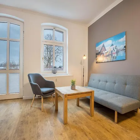 In Der Mecklenburger Seenplatte, Cleaning Included Appartement *